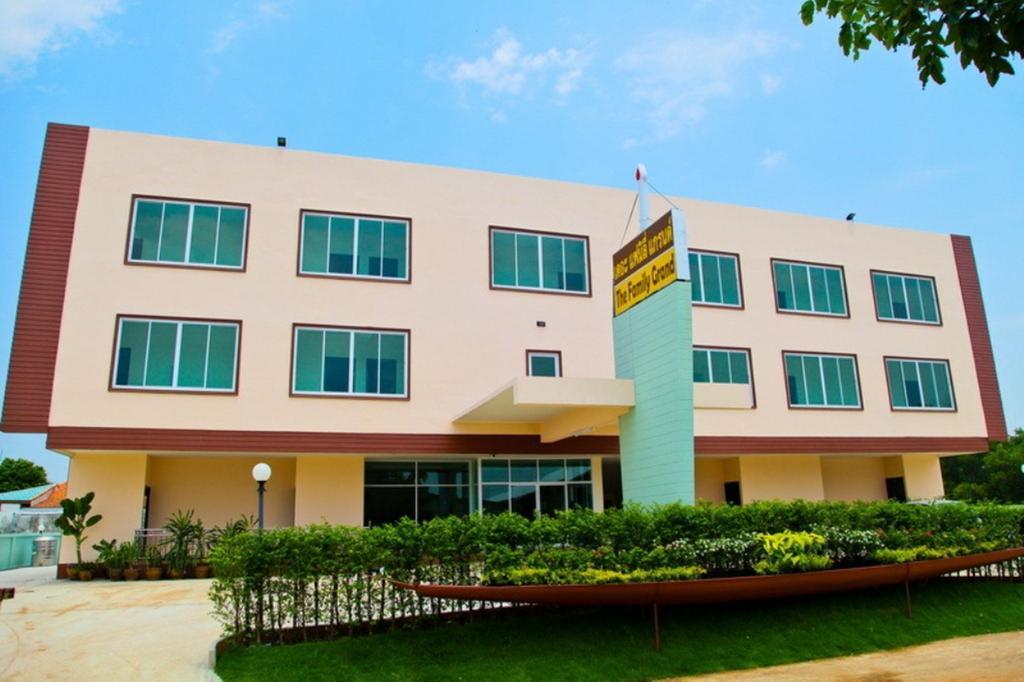 Hotel The Family Grand Udon Thani Esterno foto