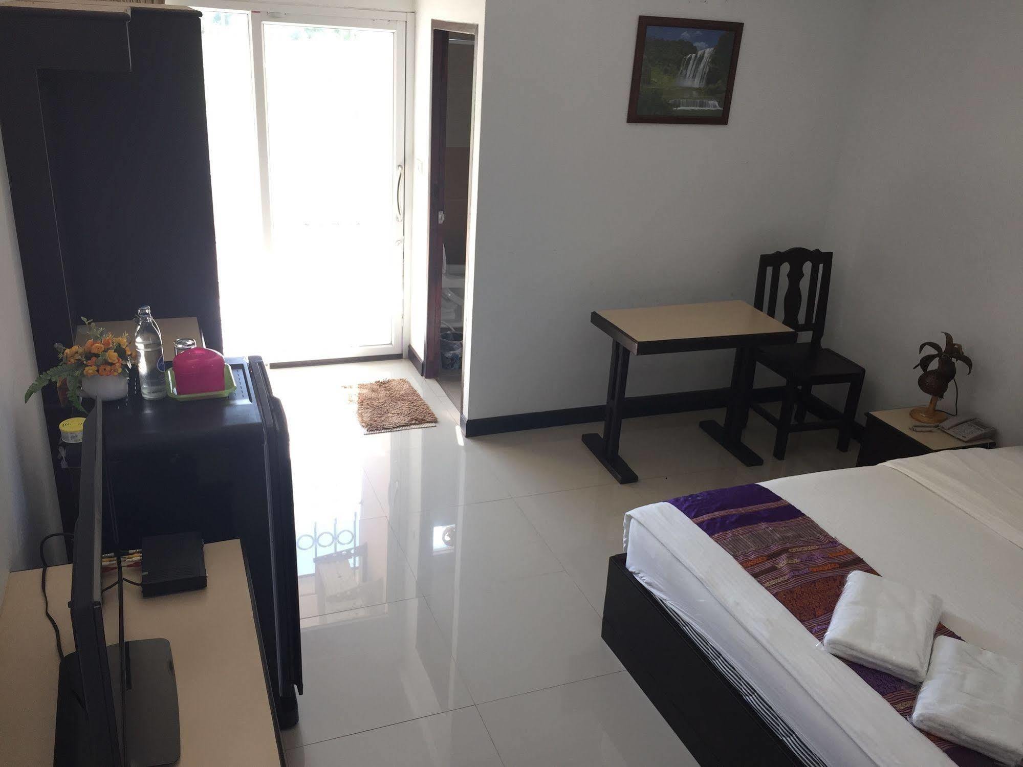 Hotel The Family Grand Udon Thani Esterno foto