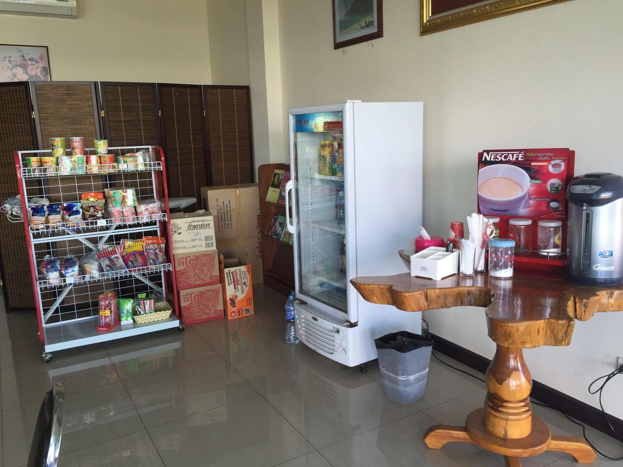 Hotel The Family Grand Udon Thani Esterno foto