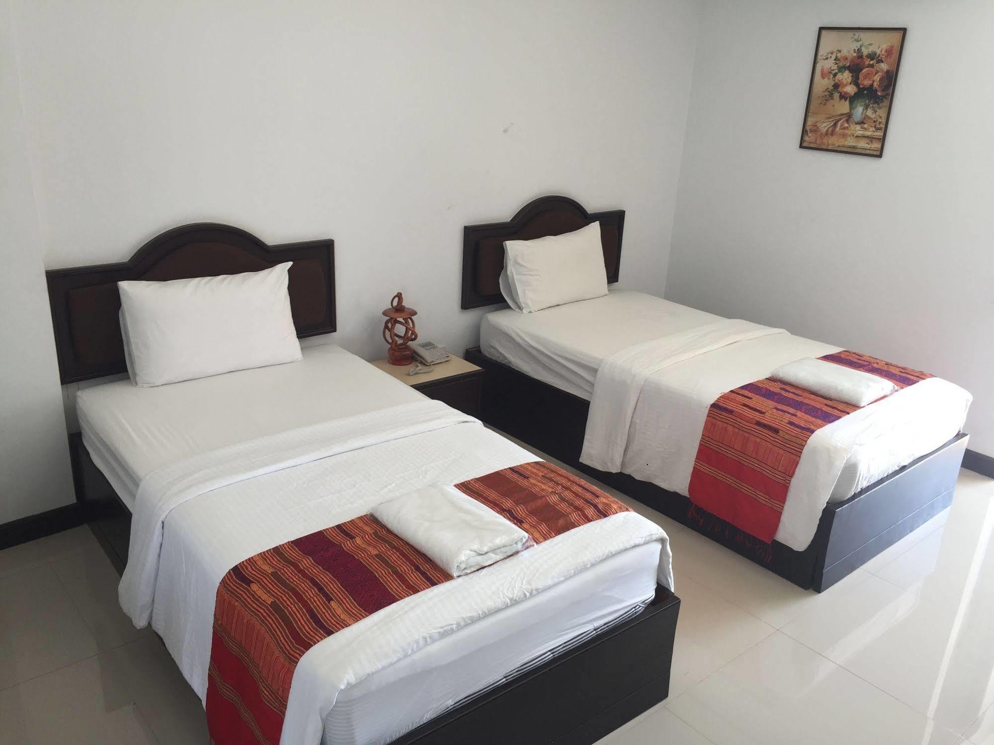 Hotel The Family Grand Udon Thani Esterno foto